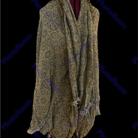 🆕Free People kimono wrap shawl Boho Chic Wrap scarf style fabric perfect fall - Picture 3 of 6